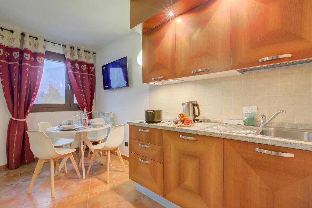 L' Aquila Campo Smith On The Ski Slopes - Happy Rentals Bardonecchia Exteriör bild